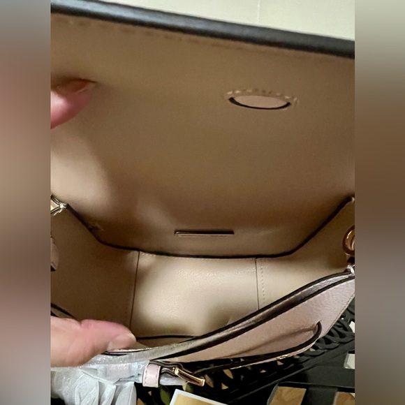 ❌SOLD❌NWT Michael Kors Emilia Crossbody Bag - Picture 7 of 11